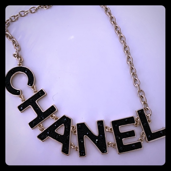 🔥Sold out 🔥Gorgeous Chanel Spelled Out Necklace - Picture 1 of 8